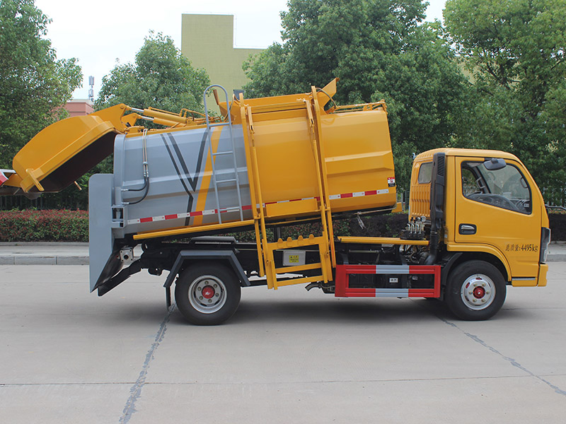 潤知星牌SCS5042TCAEQ6型餐廚垃圾車（6.5立方）