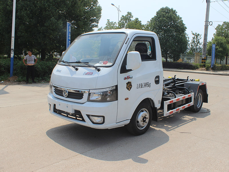 東風(fēng)汽油途逸SCS5030ZXXEQ6車廂可卸式垃圾車