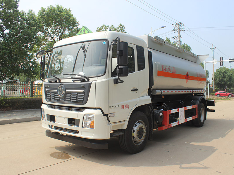 東風(fēng)天錦13.2立方SCS5181GRYDFH6易燃液體罐式運輸車