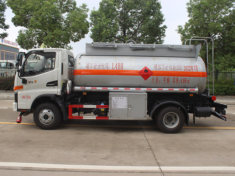 江淮駿鈴4.66立方SCS5071GRYHFC6易燃液體罐式運(yùn)輸車