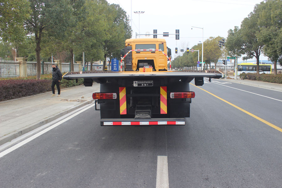 潤知星牌SCS5187TQZZGF6型清障車