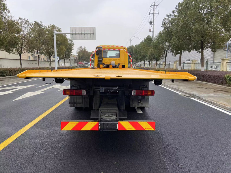 潤(rùn)知星牌SCS5184TQZCA6型清障車(chē)