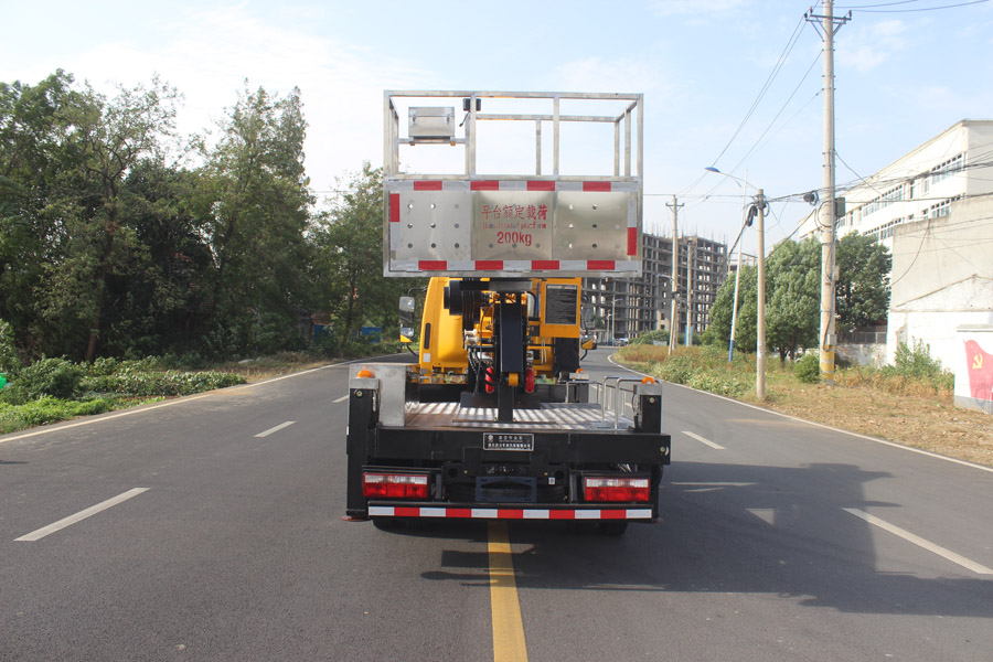 潤知星牌SCS5046JGKEQ6型高空作業(yè)車