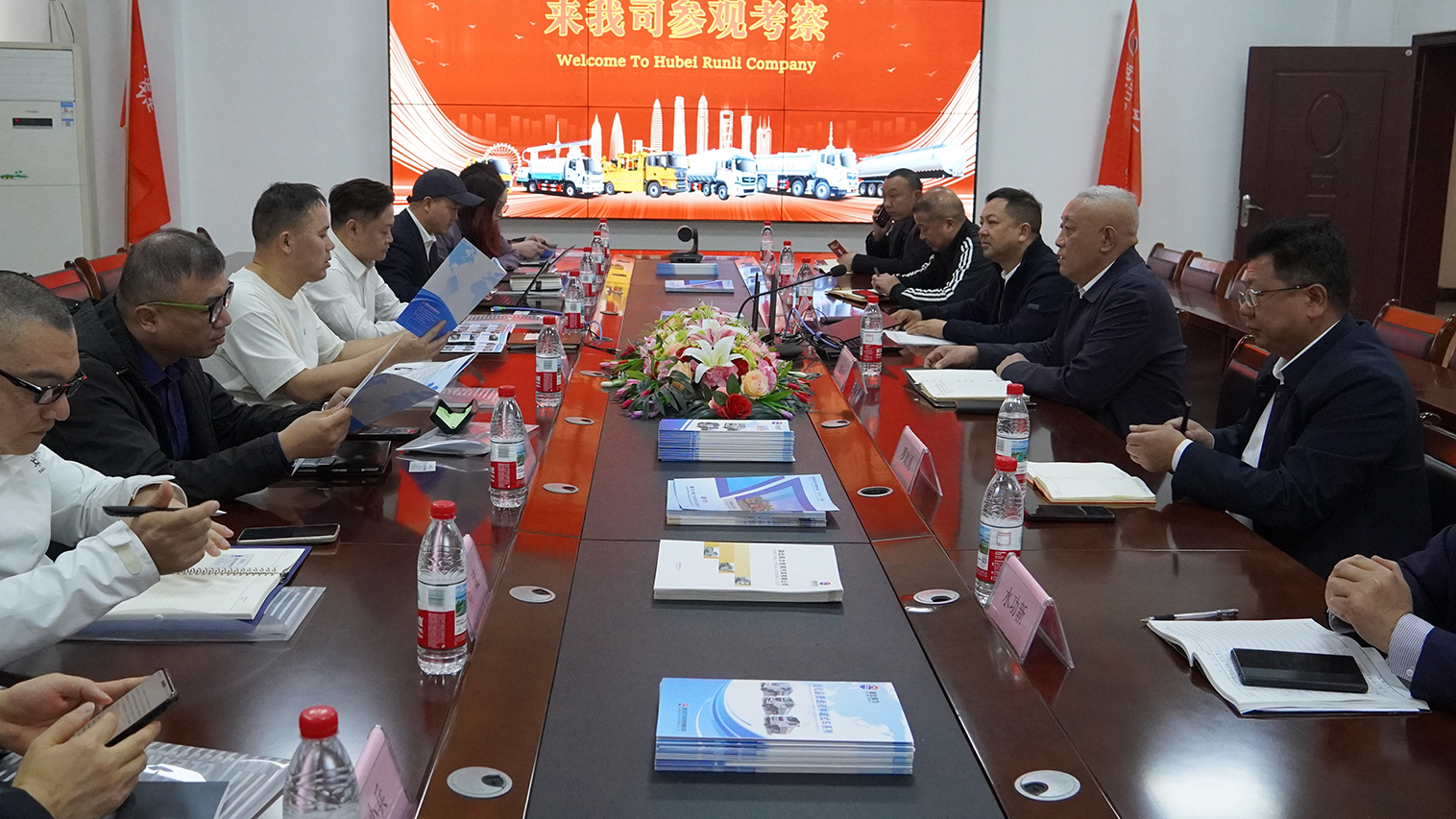 知名外貿(mào)公司來潤力訪問，深入交流合作共贏！